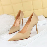 2025 1983-1 Korean version of fashionable and simple high heels, stiletto high heels, shallow mouth pointed nightclub sexy and thin satin single shoes