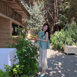 summer live broadcast hot sale, set-to-dye white, elegant and lazy Sanzhai sleeveless top, pleated fringed skirt for women