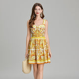 Real shot, sweet style, new yellow printed suspender vest dress, back rubber band A-shaped skirt is fashionable.