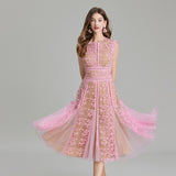 Real shot, high-end heavy industry embroidery three-dimensional mesh yarn lace splicing mesh yarn waist hollow and thin dress