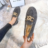 women's plush flat shoes Outdoor and office wear fashion chain design winter warm snow boots Large size 41-43 free delivery