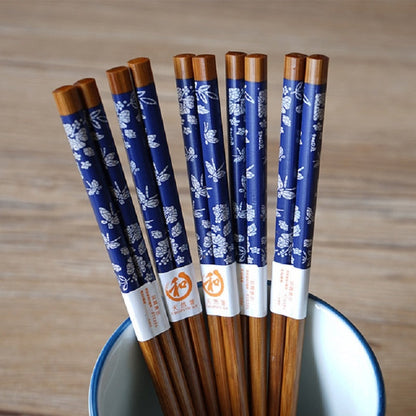 HULIANFU Reusable 5 Pair Set Handmade Bamboo Japanese Natural Wood Chopsticks Sushi Food Cat Flower Multi color Wooden Chop sticks