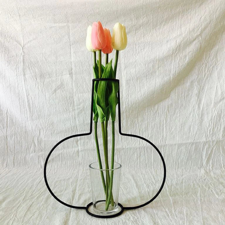 HULIANFU Nordic Flower Ornaments Home Party Decoration Vase Abstract Black Lines Minimalist Abstract Iron Vase Dried Flower Vase Racks