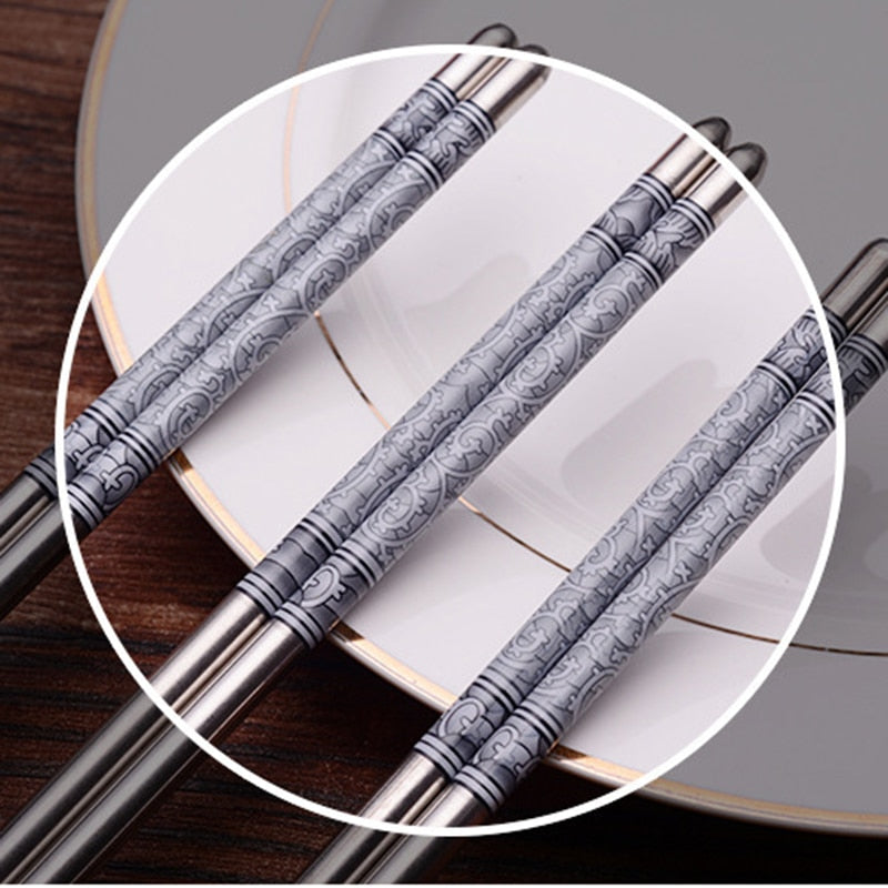 HULIANFU Stainless Steel Chopsticks Tableware Portable Reusable Blue Porcelain Patters Food Sticks Chopsticks Kitchen Dishes for Sushi