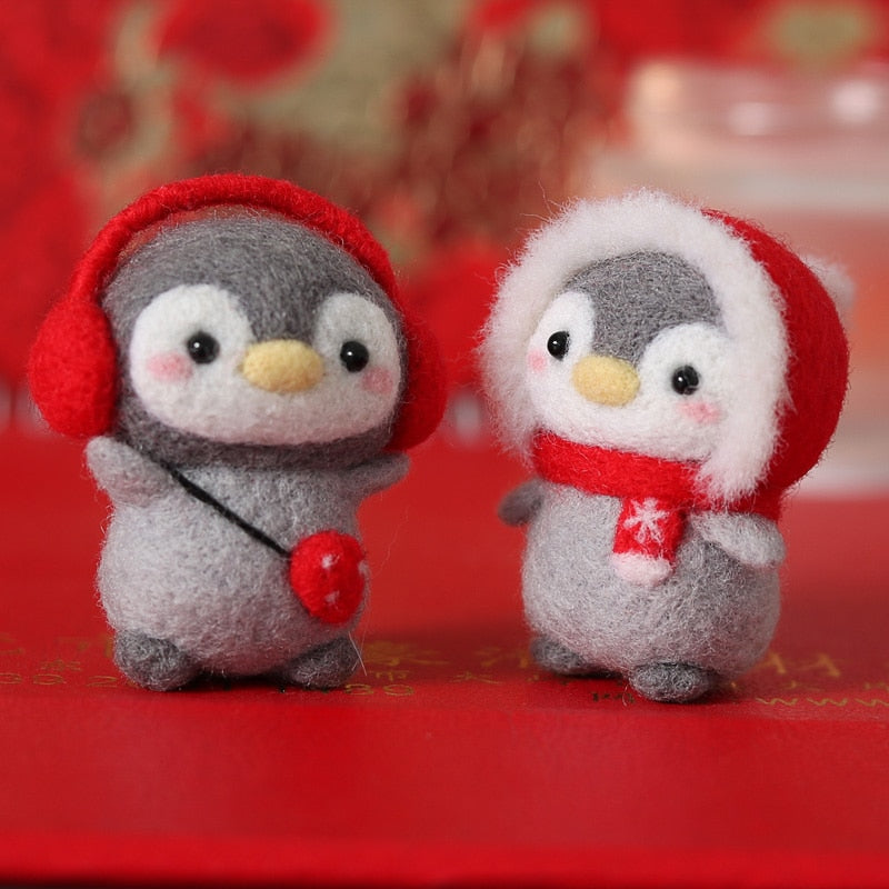 HULIANFU Unfinished Felt Kit  New Latest Funny Festive Christmas New Year Penguin Wool Needle Felt Kit Package DIY Handmade Doll Toy