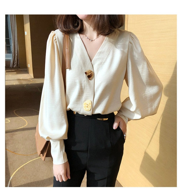 Spring Women Chiffon Shirt Korean Fashion Long Sleeve White Shirts Women Streetwear Office Blouse Elegant Lady Heart Print Tops
